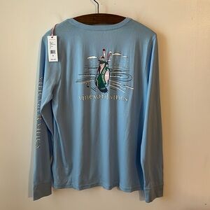 Vineyard Vines NWT Long Sleeve Holiday Christmas Gold Bag Tee.  Size Medium.